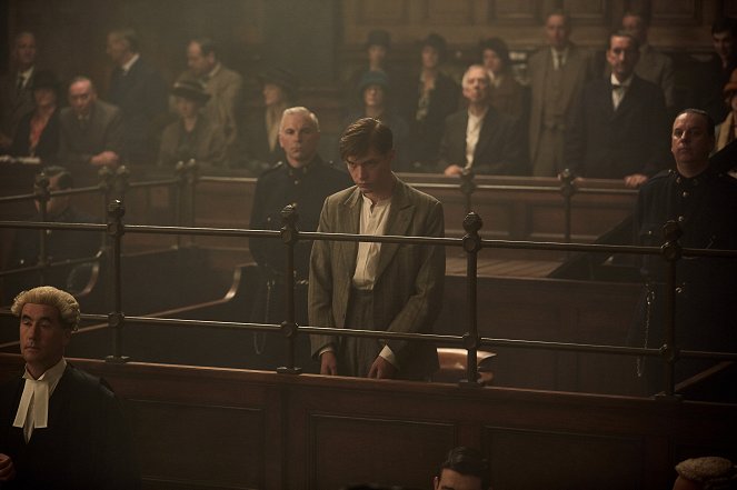 Agatha Christie: Testemunha de acusação - Do filme - Billy Howle