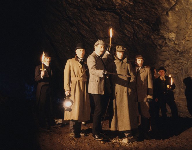 El regreso de Sherlock Holmes - The Priory School - De la película