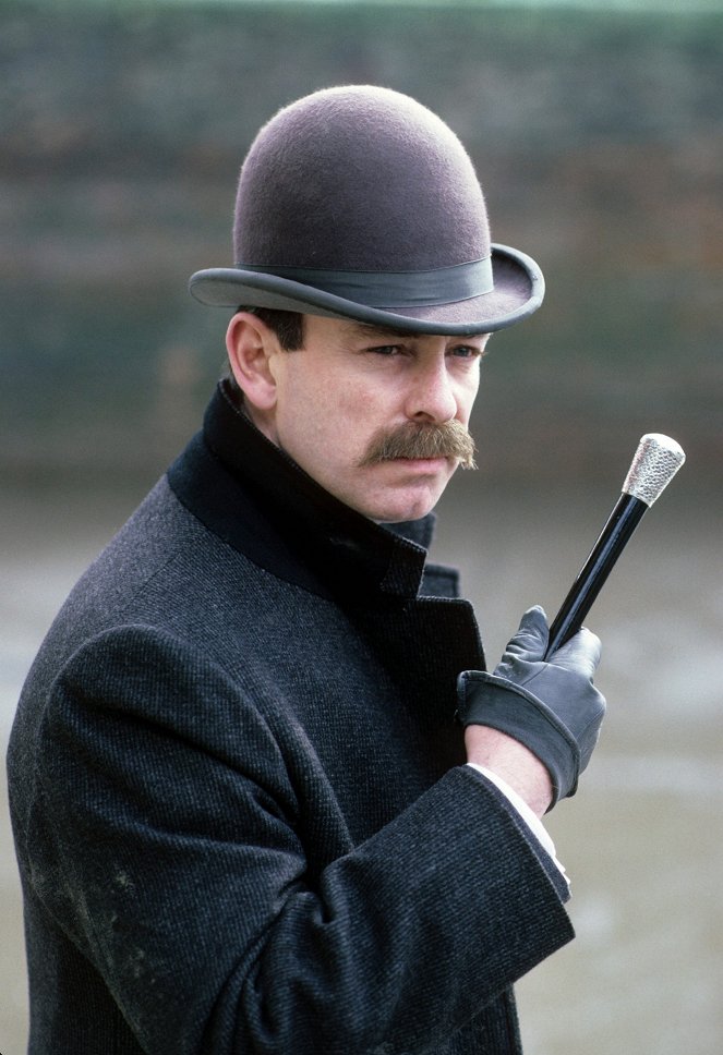 The Return of Sherlock Holmes - Season 1 - The Man with the Twisted Lip - Filmfotos