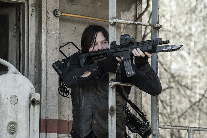 The Walking Dead - Outpost 22 - Photos - Norman Reedus