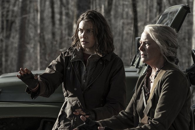 The Walking Dead - Outpost 22 - Van film - Lauren Cohan, Melissa McBride