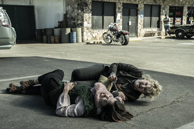 Tales of the Walking Dead - Blair/Gina - Filmfotók