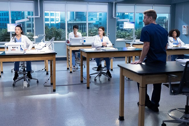 Grey's Anatomy - De l'électricité dans l'air - Film - Midori Francis, Harry Shum Jr., Adelaide Kane, Scott Speedman, Alexis Floyd