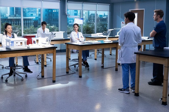 Grey's Anatomy - Die jungen Ärzte - Blitzschlag - Filmfotos - Midori Francis, Harry Shum Jr., Adelaide Kane, Scott Speedman