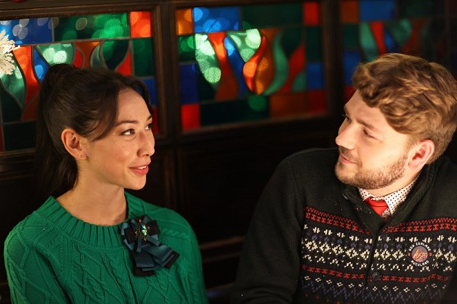 Much Ado About Christmas - Do filme - Sakura Sykes, James Rottger