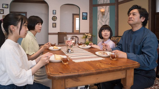 Lion no ojacu - Donna šúšifu de džinsei o kazaró ka! Kotae o dasó. - Do filme - Naomi Nishida, Kaho Tsuchimura, Kanji Ishimaru