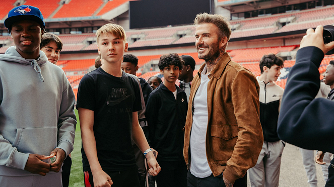 Save Our Squad with David Beckham - Van film - David Beckham