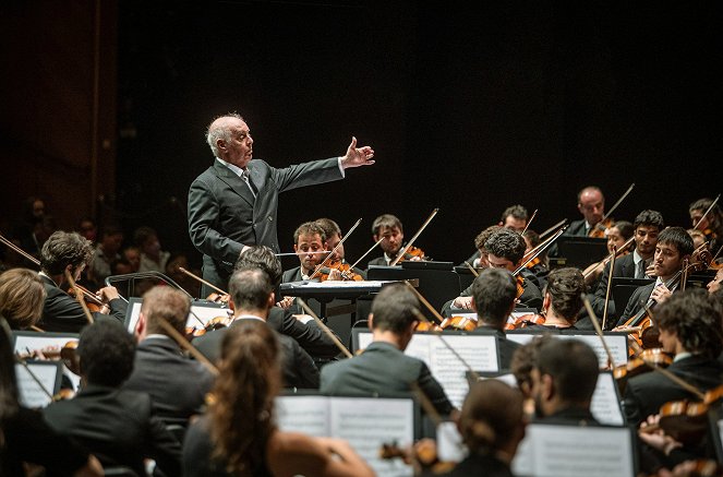 Das West-Eastern Divan Orchestra spielt De Falla und Ravel - Salzburger Festspiele 2022 - Photos - Daniel Barenboim