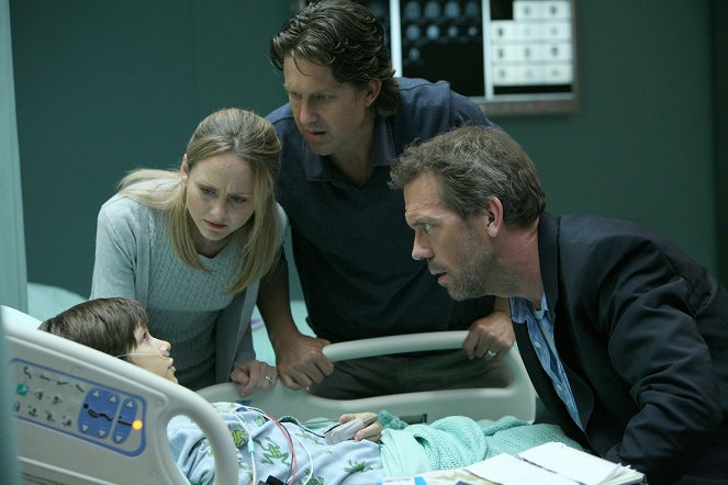 House M.D. - Lines in the Sand - Photos - Hugh Laurie