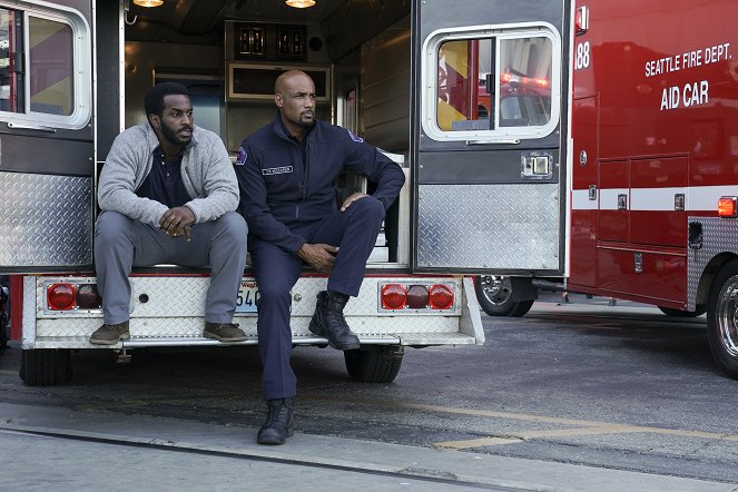 Station 19 - Pick Up the Pieces - Van film