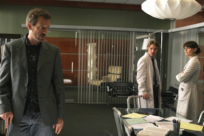 Dr House - Season 3 - Syn faceta w śpiączce - Z filmu - Hugh Laurie