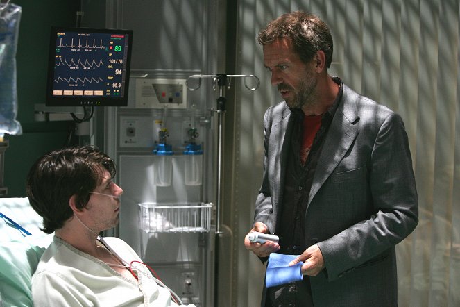 Dr House - Odbijanka - Z filmu - Patrick Fugit, Hugh Laurie