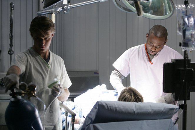 Dr. House - Necitlivá na bolesť - Z filmu - Jesse Spencer, Omar Epps