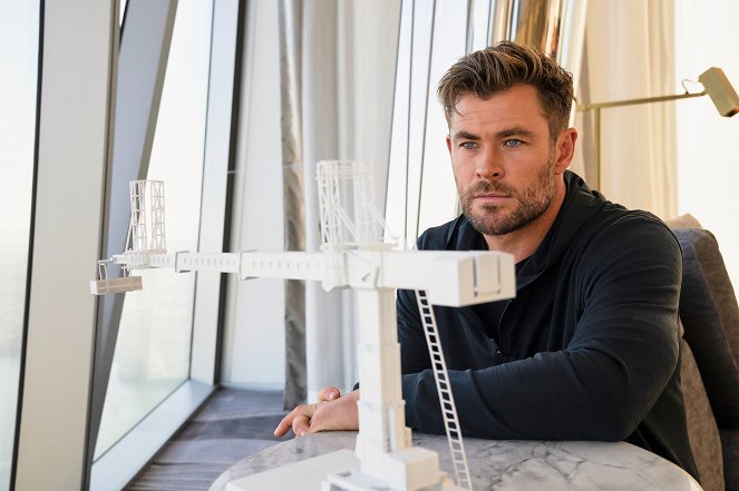 Tělo nezná hranic s Chrisem Hemsworthem - Odolnost proti stresu - Z filmu - Chris Hemsworth