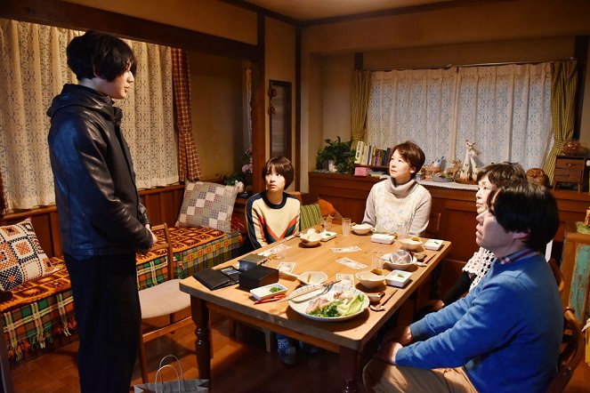 Anone - Episode 6 - Filmfotos - Eita Nagayama, Suzu Hirose, Yūko Tanaka, Satomi Kobayashi, Sadao Abe