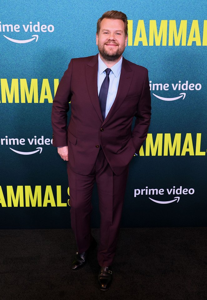 Savci - Z akcií - "Mammals" red carpet premiere and screening at The West Hollywood EDITION on November 02, 2022 in West Hollywood, California