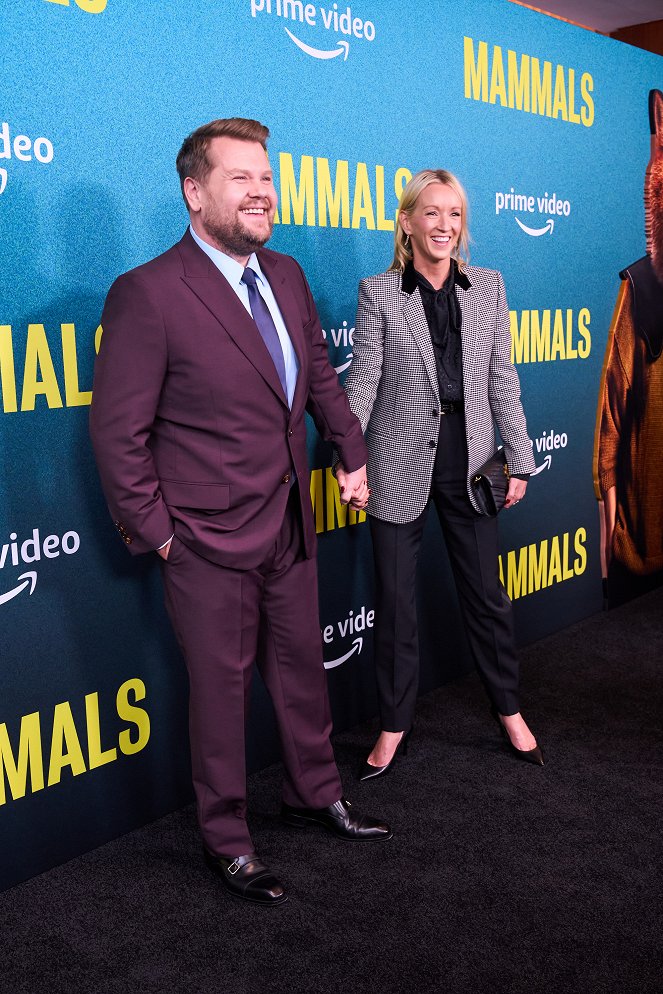 Ssaki - Z imprez - "Mammals" red carpet premiere and screening at The West Hollywood EDITION on November 02, 2022 in West Hollywood, California