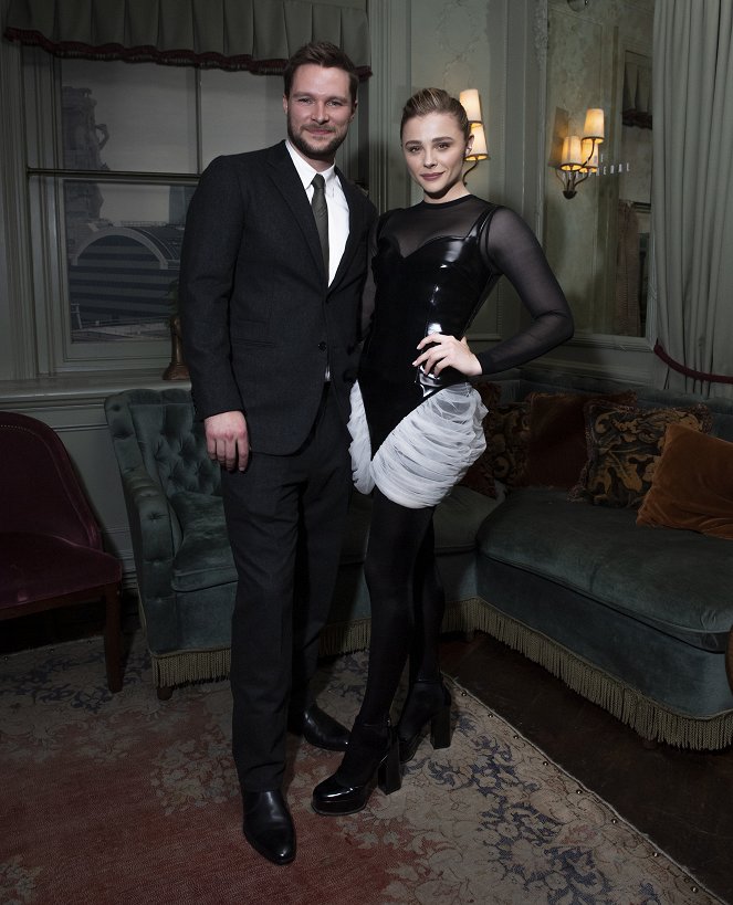 Peryferal - Z imprez - Special screening of The Peripheral at the Odeon Luxe West End, Leicester Square, London - Jack Reynor, Chloë Grace Moretz