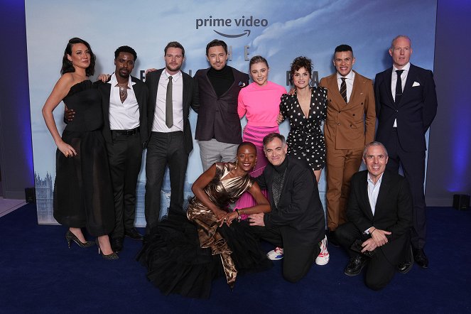 The Peripheral - De eventos - Special screening of The Peripheral at the Odeon Luxe West End, Leicester Square, London - Lisa Joy, Gary Carr, Jack Reynor, JJ Feild, T'Nia Miller, Vincenzo Natali, Chloë Grace Moretz, Charlotte Riley, Julian Moore-Cook