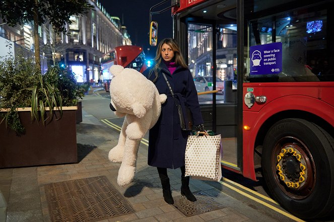 Christmas Shopping in London - Liebe ist mehr als ein Geschenk - Filmfotos - Reshma Shetty