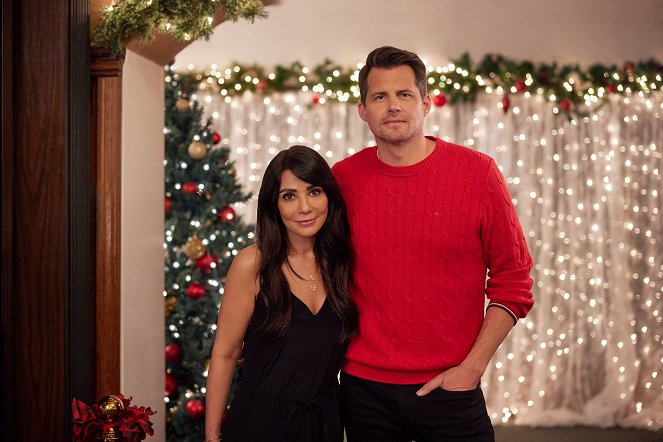 We Wish You a Married Christmas - Promo - Marisol Nichols, Kristoffer Polaha