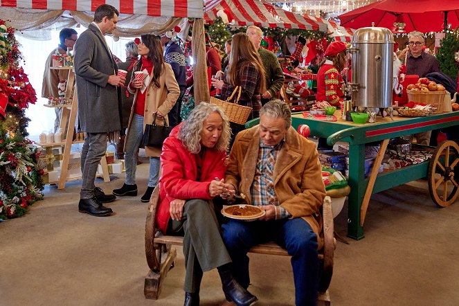 We Wish You a Married Christmas - Filmfotos - Kristoffer Polaha, Marisol Nichols