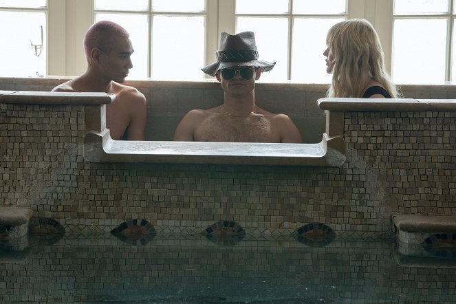 Gossip Girl - Az új pletykafészek - Gossip Gone, Girl - Filmfotók - Evan Mock, Thomas Doherty, Emily Alyn Lind