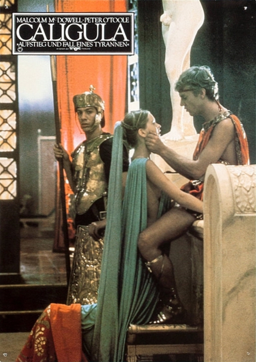 Caligula - Fotosky - Teresa Ann Savoy, Malcolm McDowell