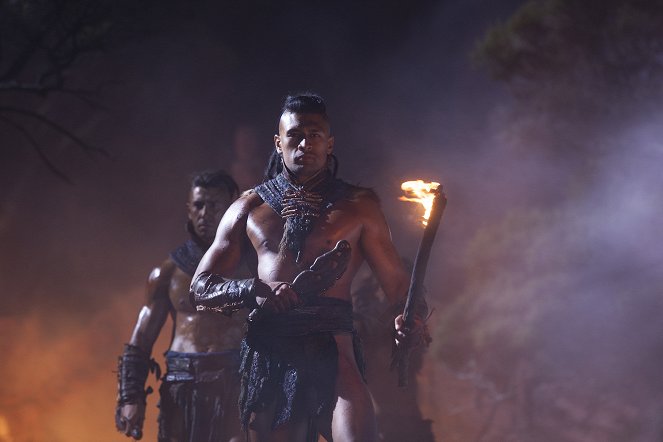 Tierra de guerreros - De la película - Te Kohe Tuhaka
