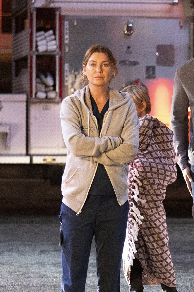 Grey's Anatomy - Season 19 - Thunderstruck - Photos - Ellen Pompeo