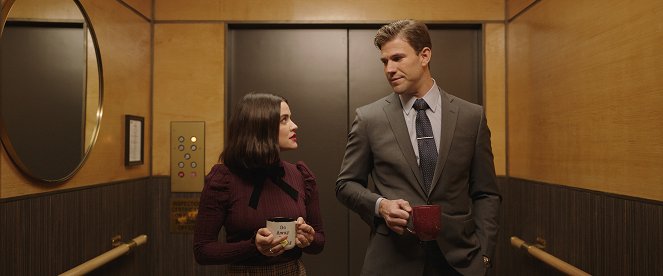 The Hating Game - Photos - Lucy Hale, Austin Stowell