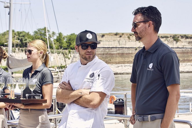 Below Deck Sailing Yacht - De la película