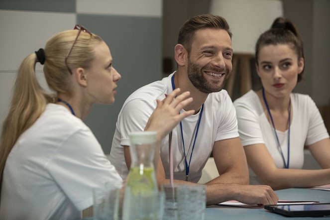 Ordinace v růžové zahradě - "O" jako Ondra - Kuvat elokuvasta - Tereza Těžká, Jiří Böhm, Rosalie Malinská