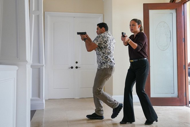 Agenci NCIS: Hawaje - Curtain Call - Z filmu - Alex Tarrant, Vanessa Lachey