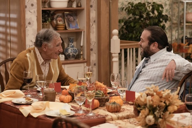 The Goldbergs - Another Turkey in the Trot - Photos
