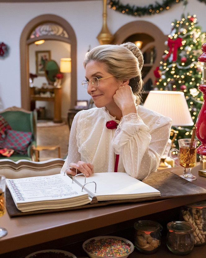 The Santa Clauses - Chapter Two: The Secessus Clause - Photos - Elizabeth Mitchell
