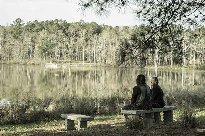 The Walking Dead - Rest in Peace - Photos