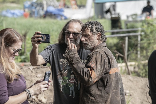 The Walking Dead - Ruhe in Frieden - Dreharbeiten - Greg Nicotero, Andrew Lincoln