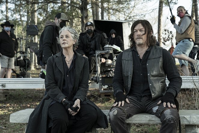 The Walking Dead - Season 11 - Repose en paix - Tournage - Melissa McBride, Norman Reedus