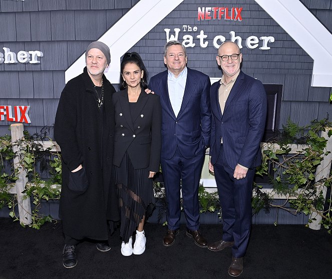 Vidím vás - Série 1 - Z akcií - New York Premiere of Netflix's The Watcher on October 12, 2022 in New York City