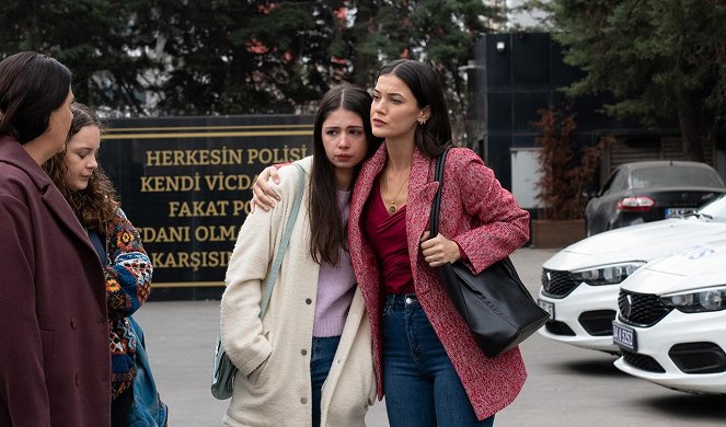 Yargı - Season 2 - Episode 10 - Z filmu - Zeynep Atılgan, Pınar Deniz