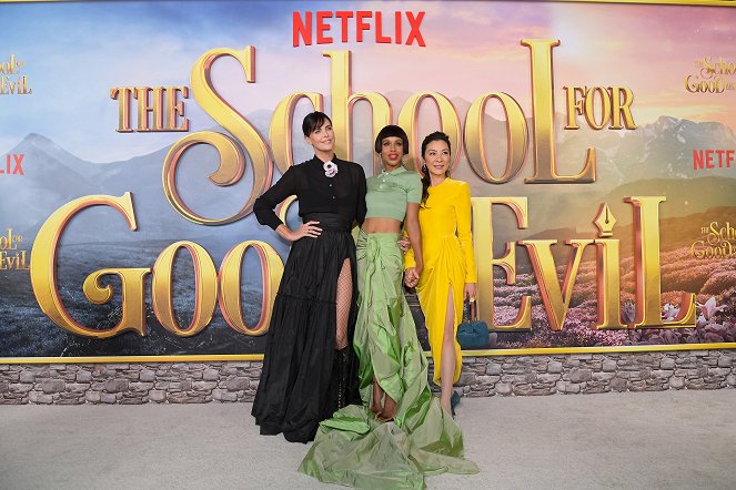 The School for Good and Evil - Eventos - World Premiere Of Netflix's The School For Good And Evil at Regency Village Theatre on October 18, 2022 in Los Angeles, California - Charlize Theron, Kerry Washington, Michelle Yeoh