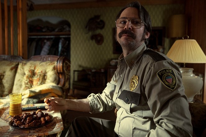 Guillermo del Toro's Cabinet of Curiosities - The Outside - Photos - Martin Starr