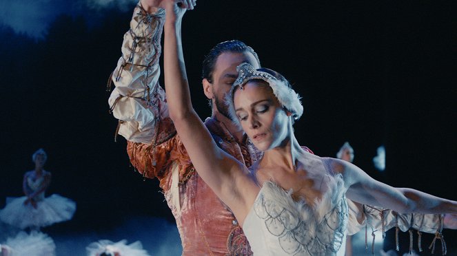 L'Opéra - Dancing in Paris - Weg zurück - Filmfotos - Ariane Labed