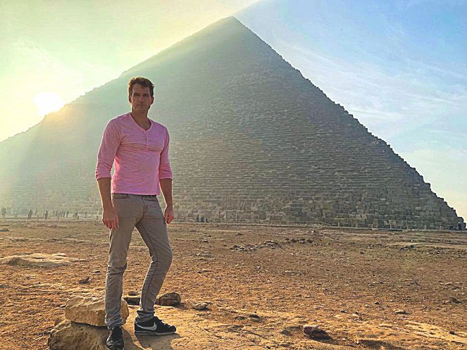 Tutankhamun with Dan Snow - Episode 1 - Photos