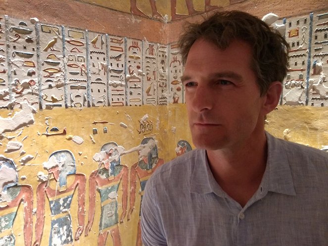 Tutankhamun with Dan Snow - Episode 2 - Photos