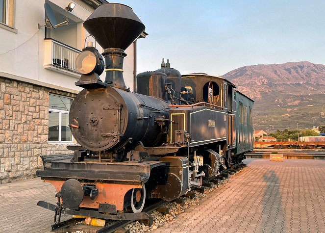 Eisenbahn-Romantik - Durch die Schluchten Montenegros - Photos