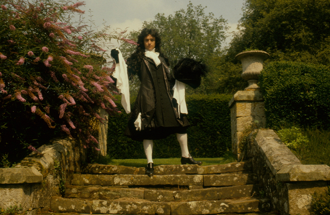 Meurtre dans un jardin anglais - Film - Anthony Higgins