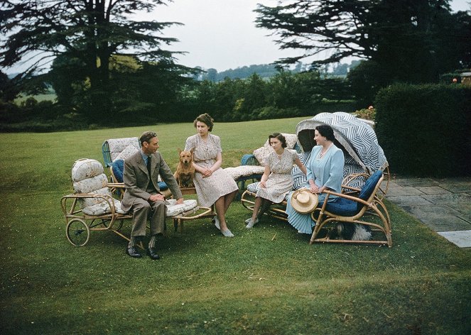 Private Lives of the Windsors - Do filme