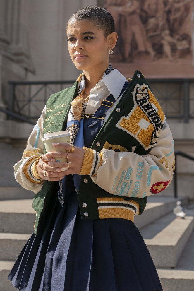 Gossip Girl - Az új pletykafészek - Deb Brawl in a Blue Dress - Filmfotók - Jordan Alexander